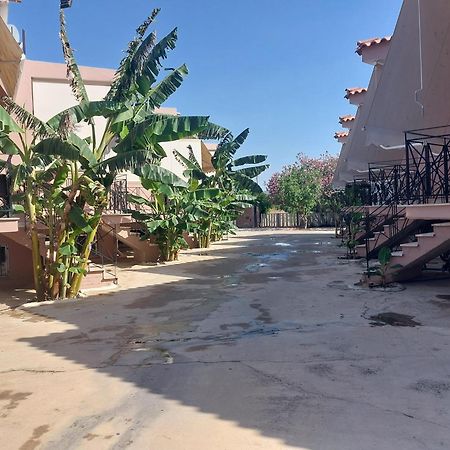 Ak Village Rooms Δρέπανο Εξωτερικό φωτογραφία